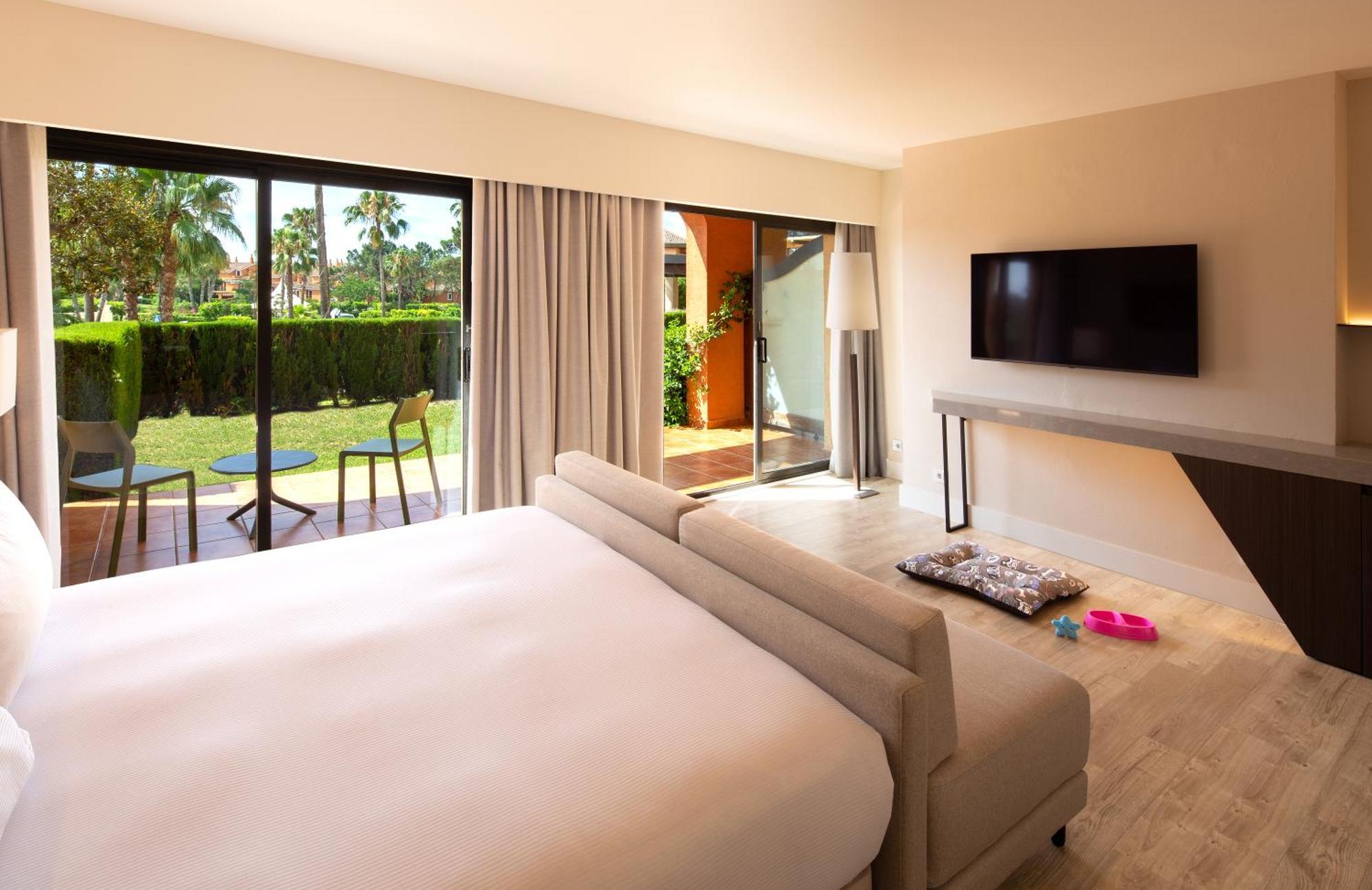Doubletree By Hilton Golf Hotel